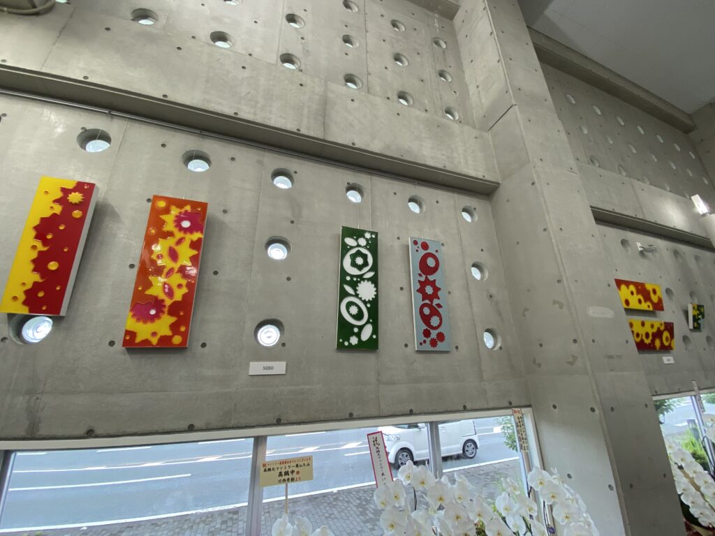髙鶴丹穂氏の作品